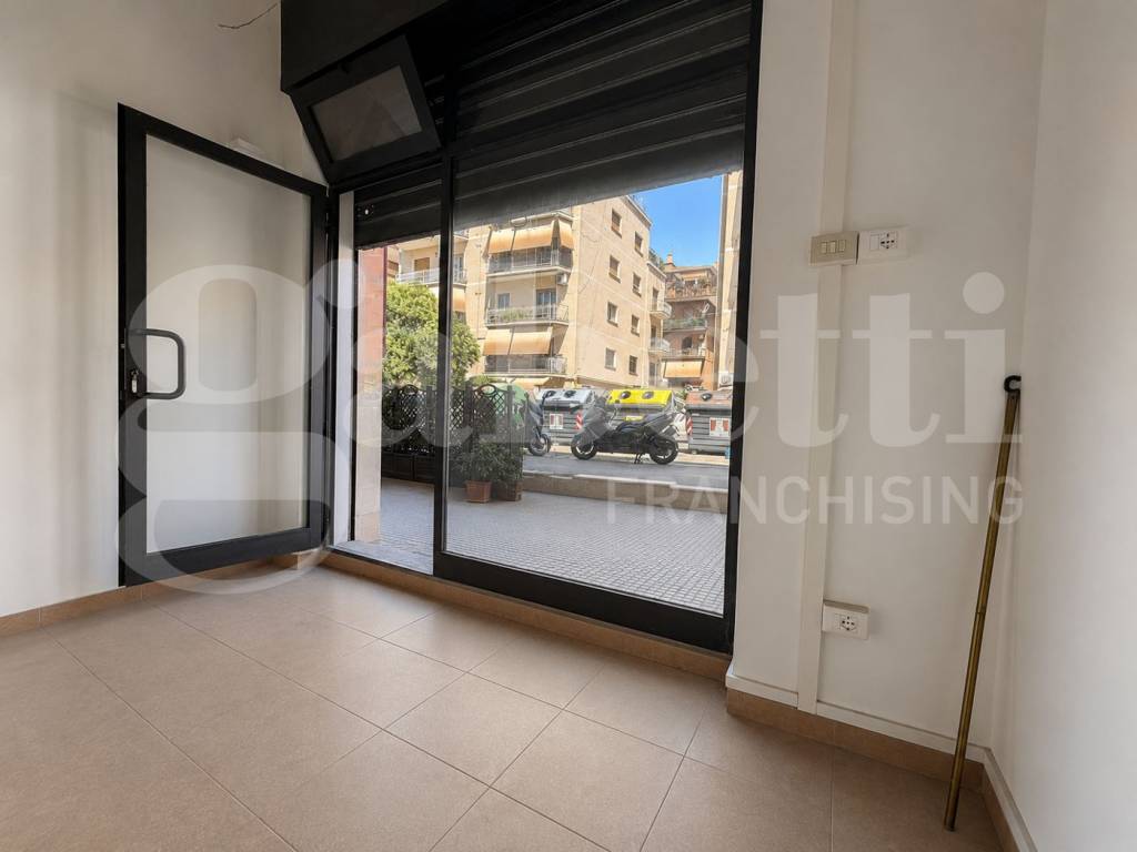 negozio in affitto a Roma in zona Prenestino-Centocelle