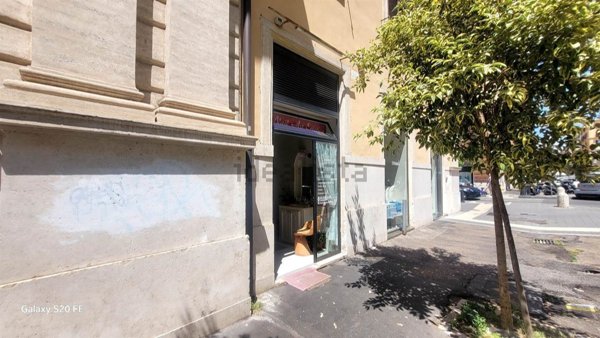 negozio in affitto a Roma in zona Rione Prati
