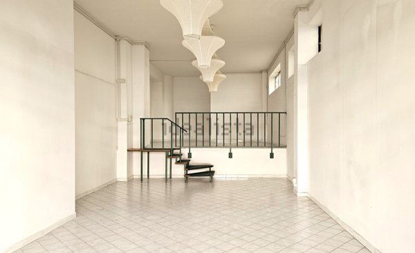 locale commerciale in affitto a Roma in zona Ostia