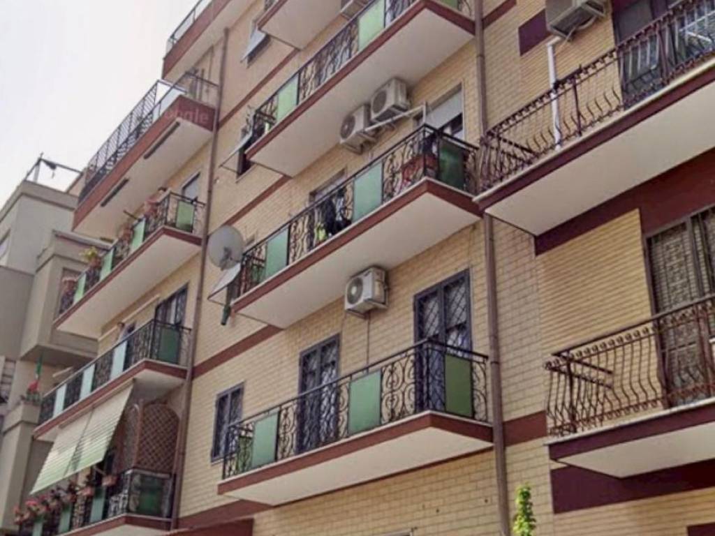 negozio in affitto a Roma in zona Collatino