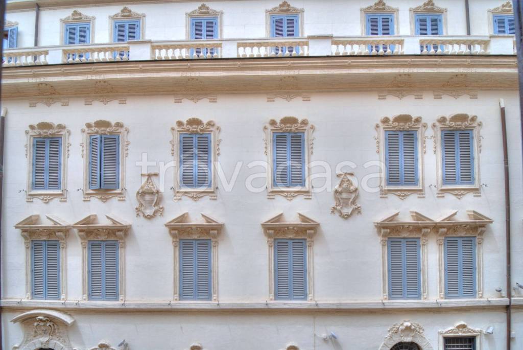 appartamento in affitto a Roma in zona Rione Monti/Campitelli