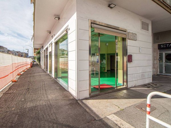 negozio in affitto a Roma in zona Aurelio