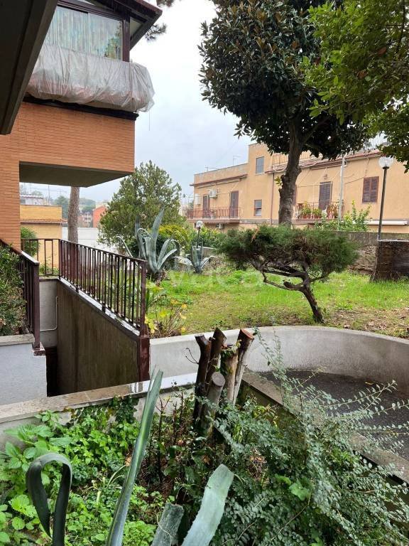 ufficio in affitto a Roma in zona La Pisana