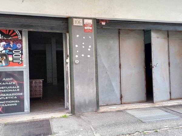 negozio in affitto a Roma in zona Ostia