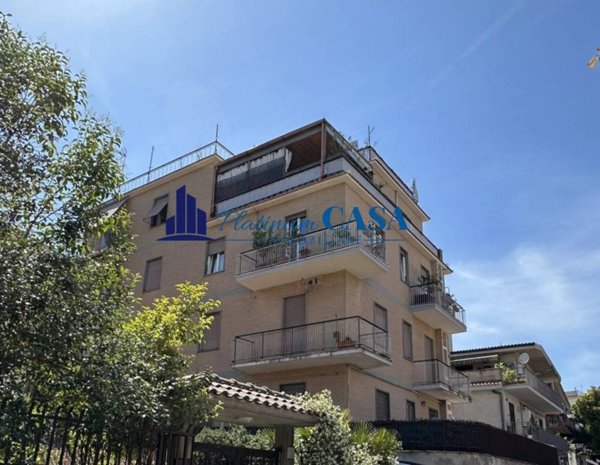 appartamento in affitto a Roma in zona Tomba di Nerone