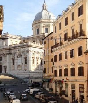 appartamento in affitto a Roma in zona Rione Monti/Campitelli