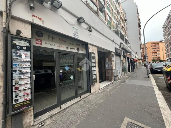 locale commerciale in affitto a Roma in zona Pietralata