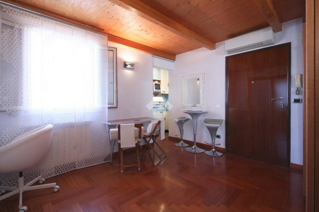 appartamento in affitto a Roma in zona Tuscolano