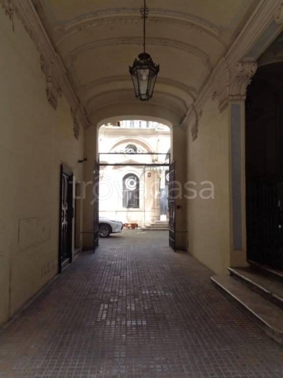 appartamento in affitto a Roma in zona Parione/Sant'Eustachio
