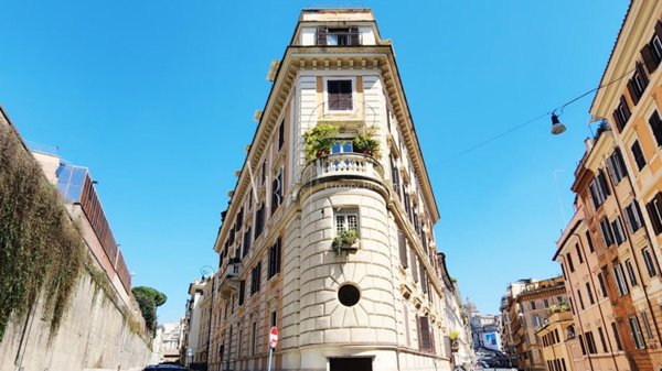 appartamento in affitto a Roma in zona Rione Monti/Campitelli