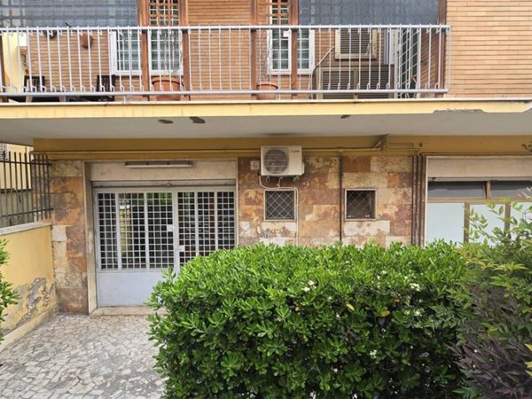 negozio in affitto a Roma in zona Ponte Mammolo