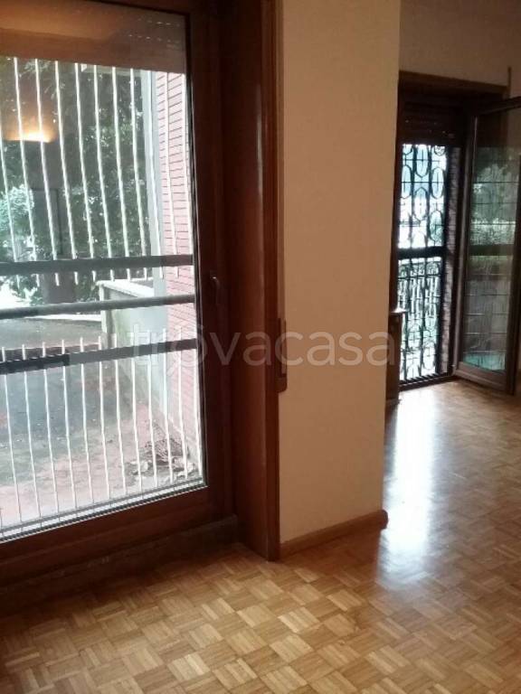 appartamento in affitto a Roma in zona EUR