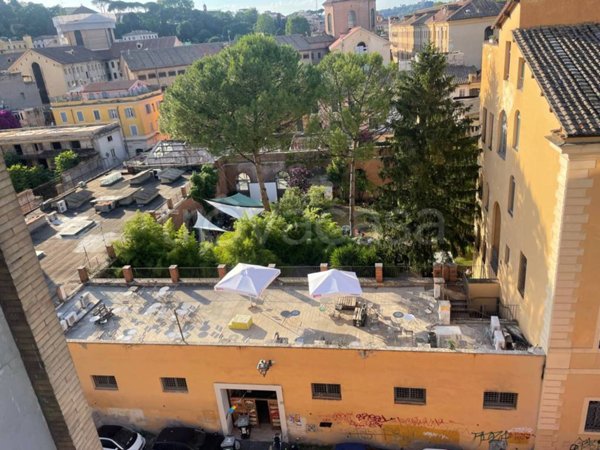 appartamento in affitto a Roma in zona Trastevere