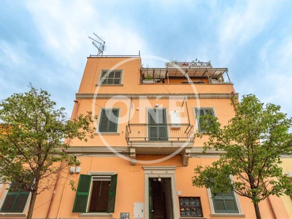 appartamento in vendita a Roma in zona Tuscolano