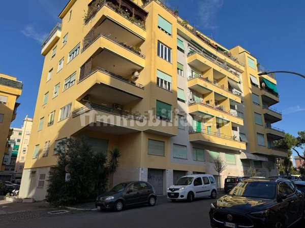 casa indipendente in affitto a Roma