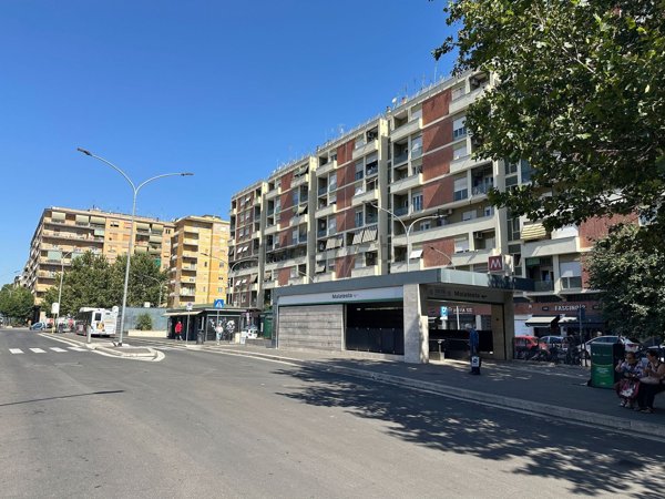 locale commerciale in affitto a Roma in zona Prenestino-Labicano