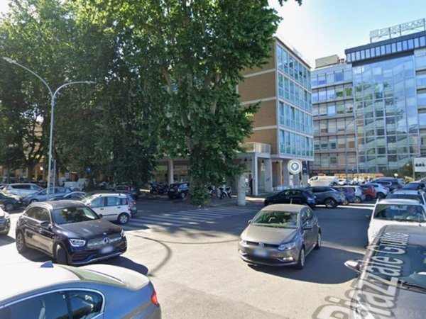 ufficio in affitto a Roma in zona EUR