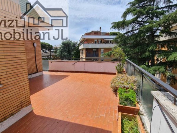 appartamento in affitto a Roma in zona Tomba di Nerone