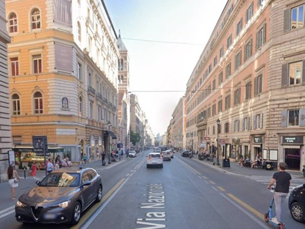 negozio in affitto a Roma in zona Rione Monti/Campitelli