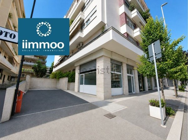 locale commerciale in affitto a Roma in zona Aurelio