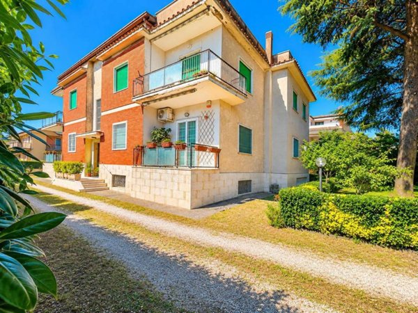 appartamento in affitto a Roma in zona Casal Morena