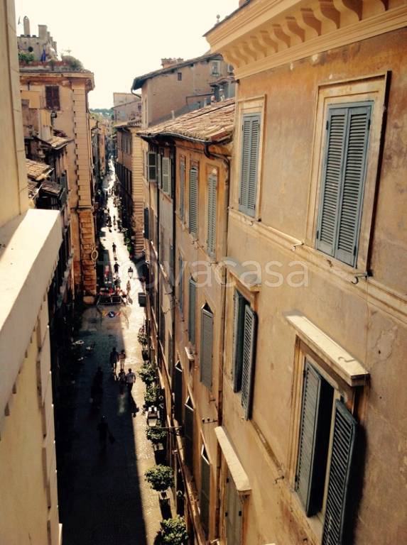 appartamento in affitto a Roma in zona Parione/Sant'Eustachio
