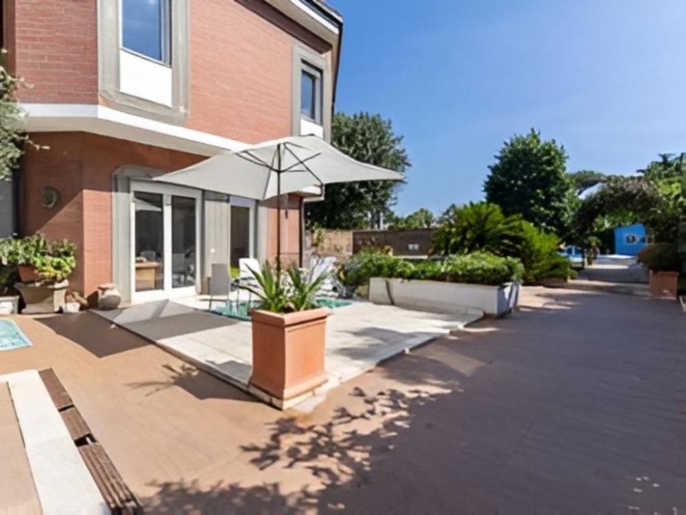 casa indipendente in affitto a Roma in zona EUR