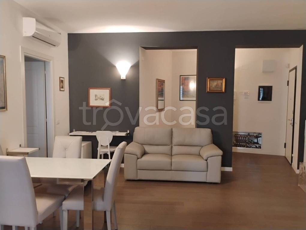 appartamento in affitto a Roma