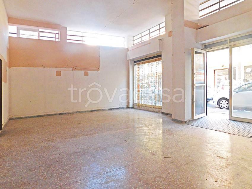 negozio in affitto a Roma in zona Monte Sacro/Talenti