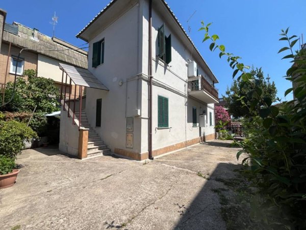 appartamento in affitto a Roma in zona Tomba di Nerone