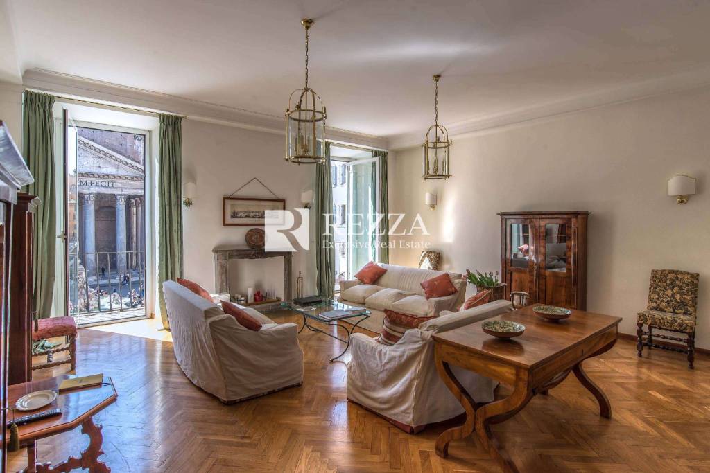 appartamento in affitto a Roma in zona Parione/Sant'Eustachio