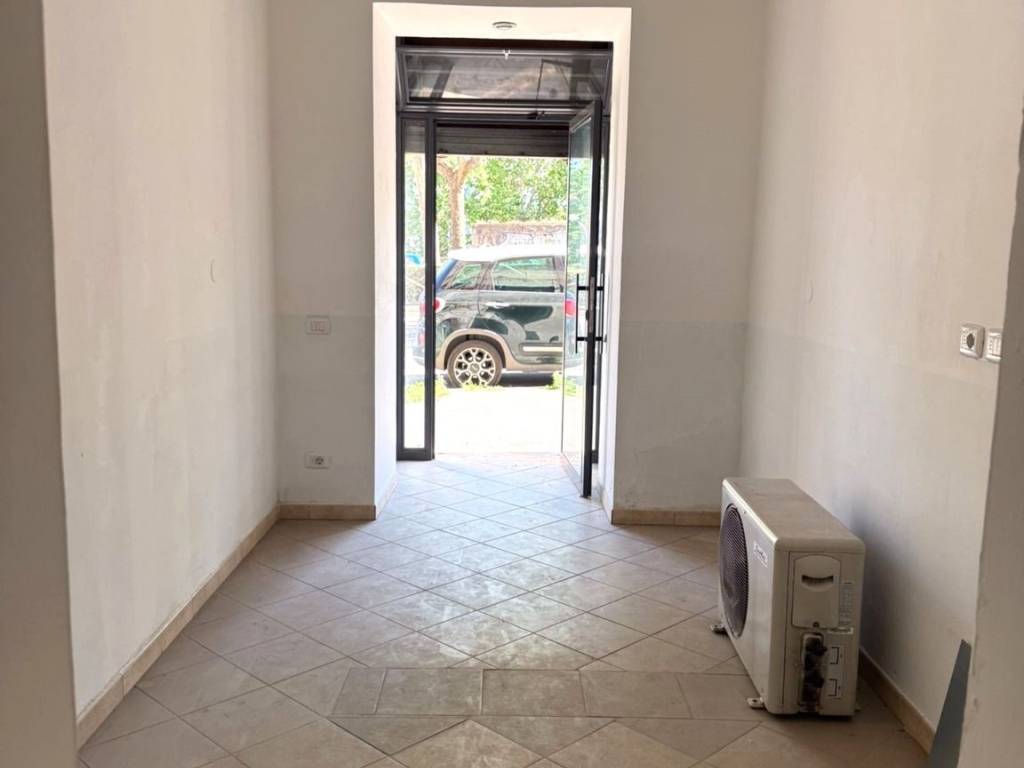 negozio in affitto a Roma in zona Gianicolense
