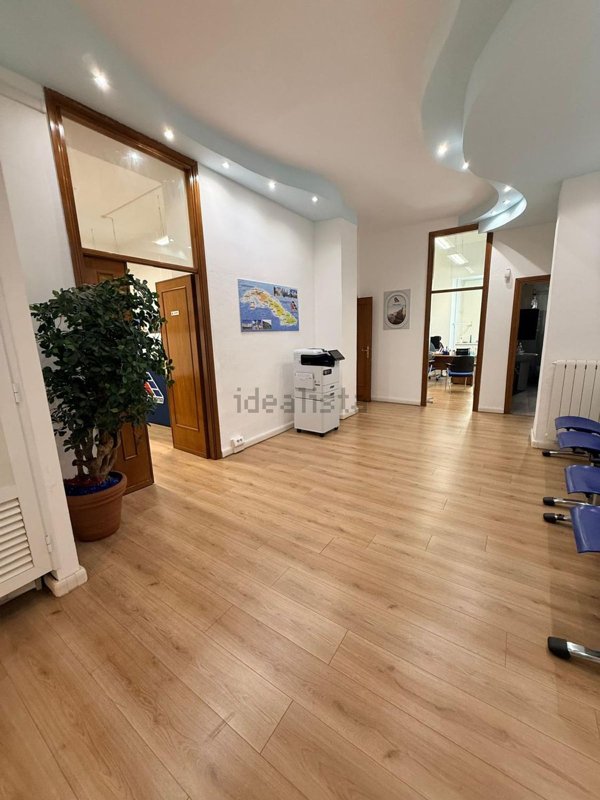 ufficio in affitto a Roma in zona Tuscolano