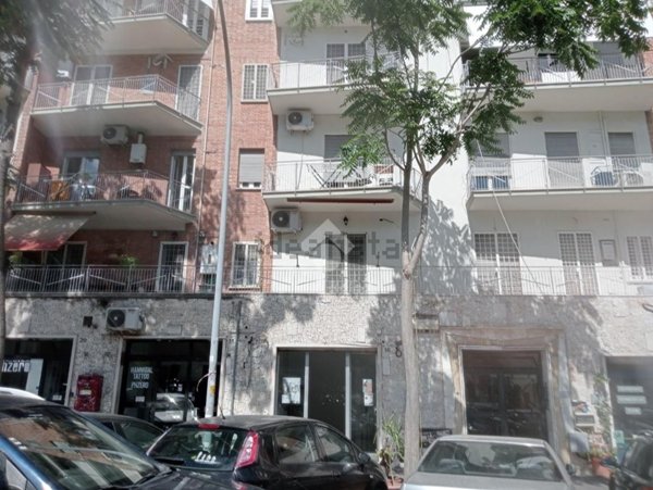 locale commerciale in affitto a Roma in zona Ostiense