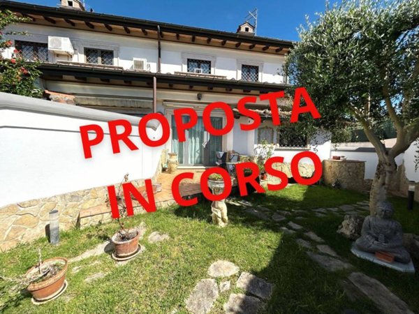 casa indipendente in affitto a Roma in zona Infernetto