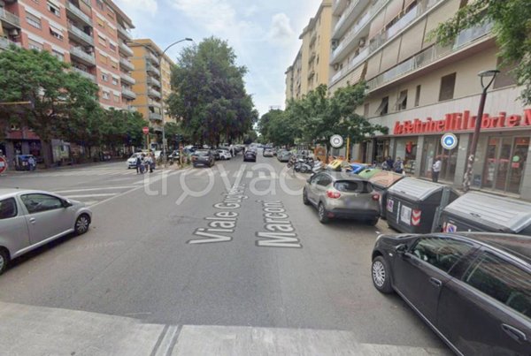 negozio in affitto a Roma in zona Portuense