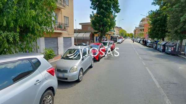 locale commerciale in affitto a Roma in zona Torrevecchia