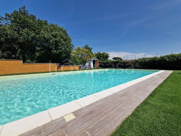 casa indipendente in affitto a Roma in zona Ardeatino