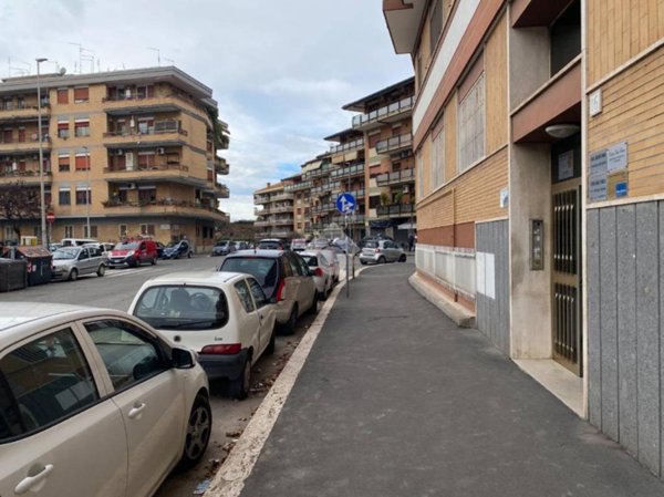 ufficio in affitto a Roma in zona Appio Latino