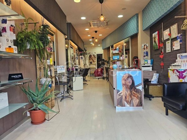 locale commerciale in affitto a Roma in zona Ardeatino