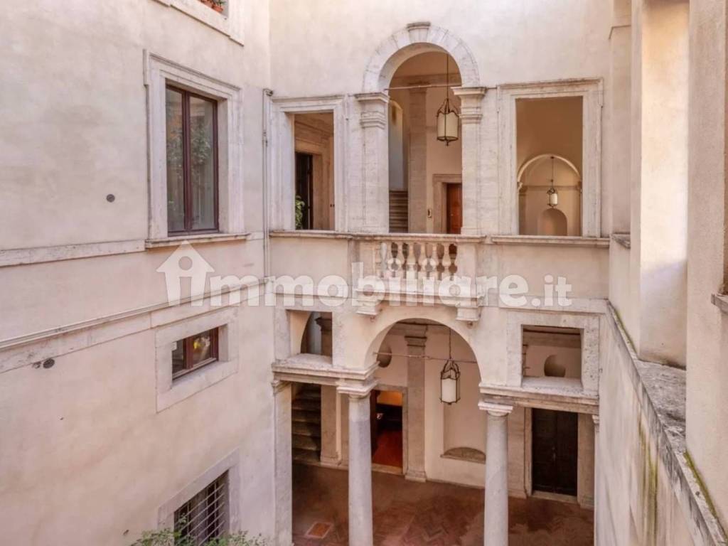 appartamento in affitto a Roma in zona Rione di Ponte