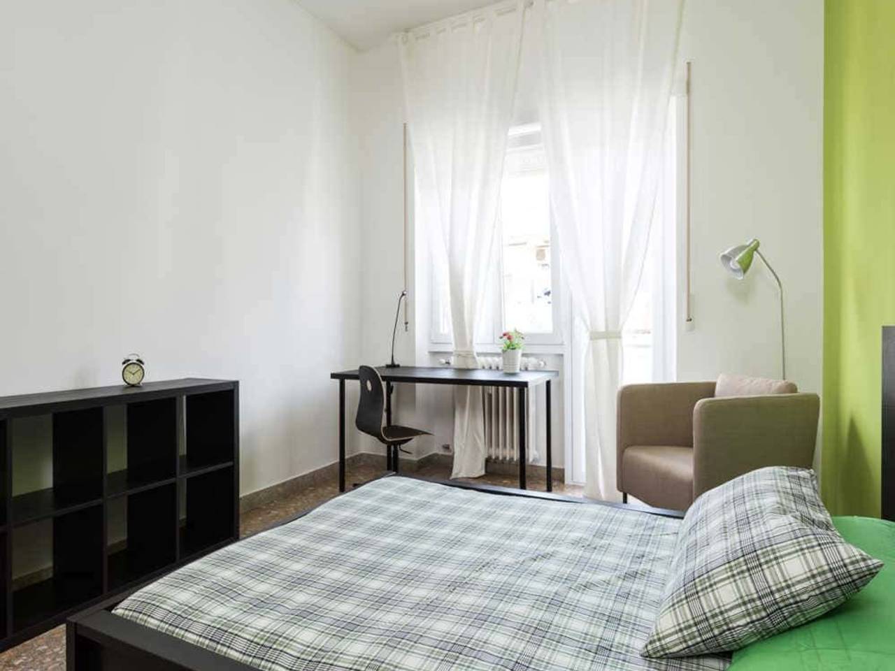 negozio in affitto a Roma in zona Ostiense