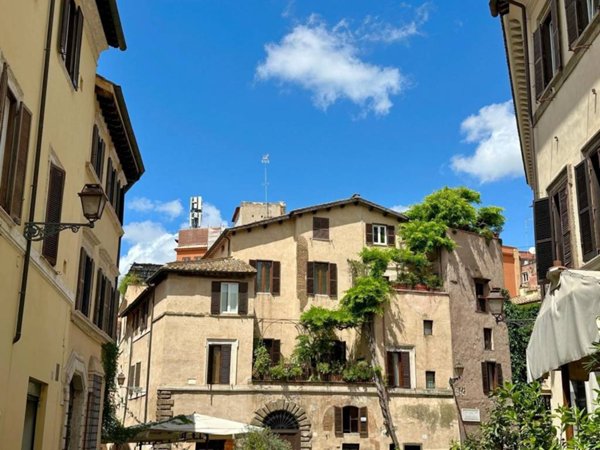 ufficio in affitto a Roma in zona Pigna - Sant'Angelo