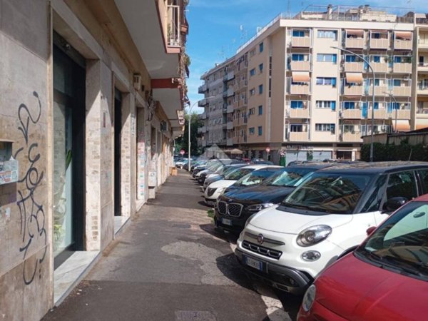 negozio in affitto a Roma in zona Tiburtino