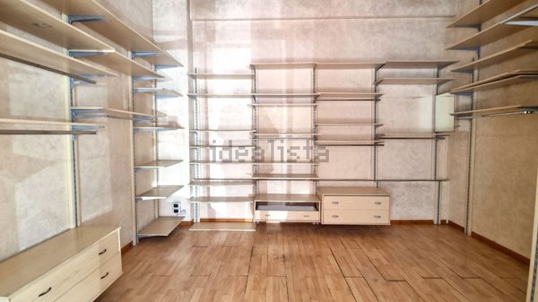 locale commerciale in affitto a Roma in zona Aurelio