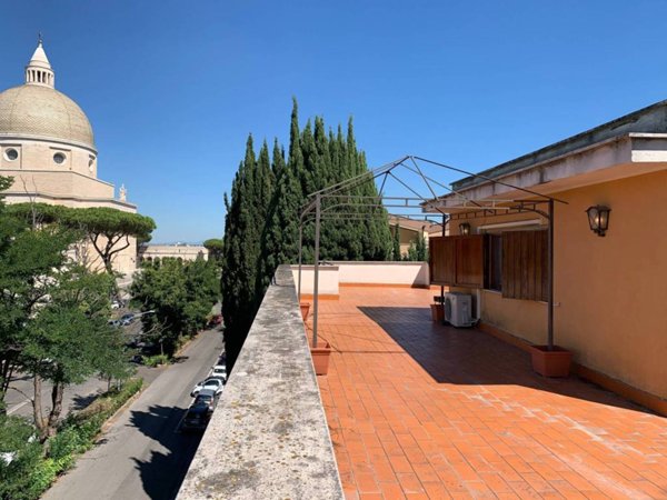 appartamento in affitto a Roma in zona EUR