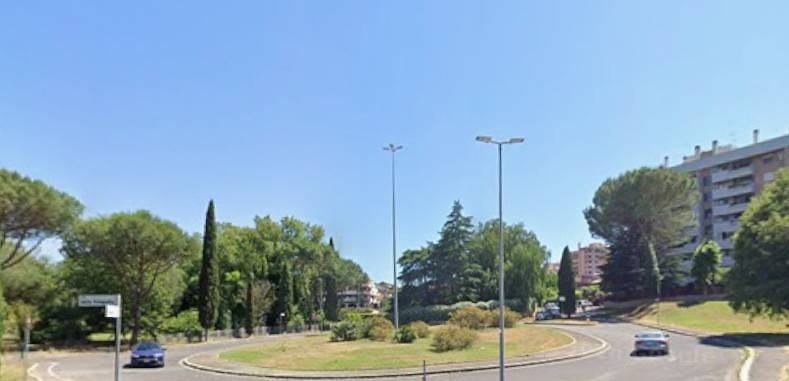 negozio in affitto a Roma in zona Ardeatino