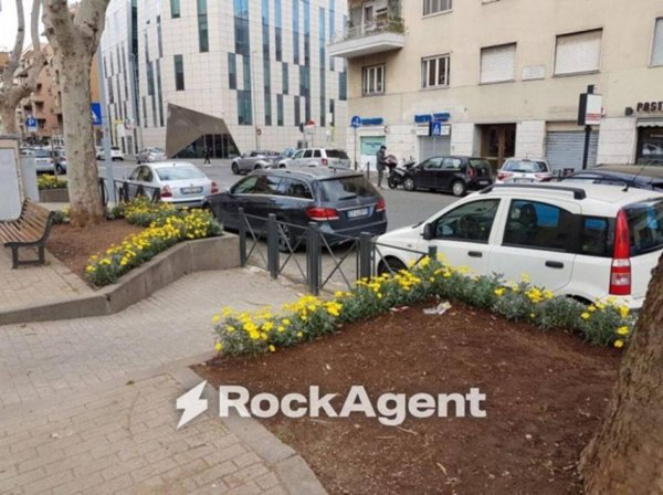 negozio in affitto a Roma in zona Nomentano