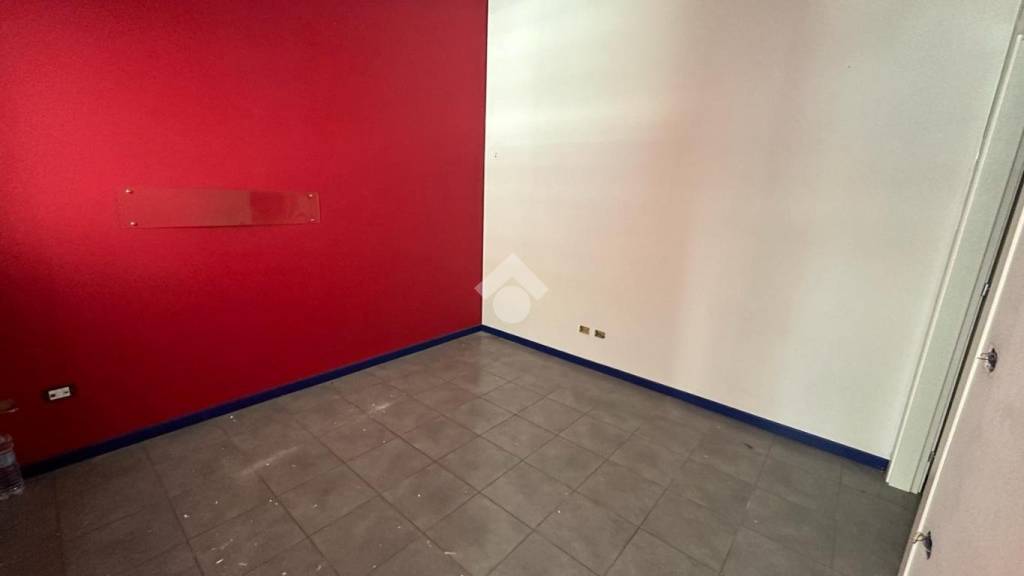 locale commerciale in affitto a Roma in zona Dragona/Bagnoletto