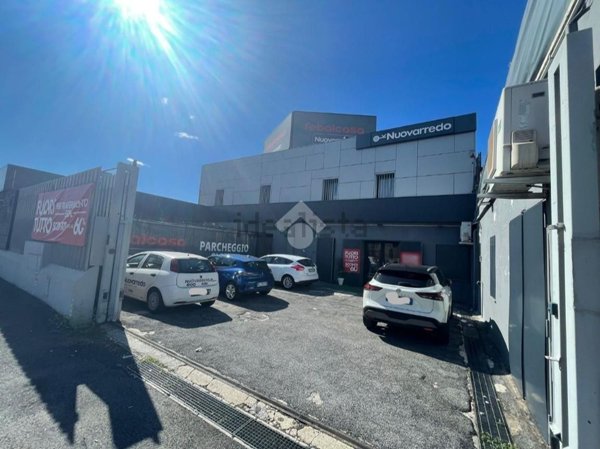 locale commerciale in affitto a Roma in zona Pietralata